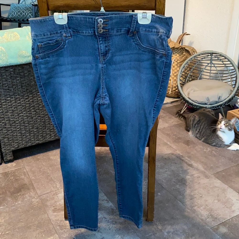Woman’s plus size denim jeggings